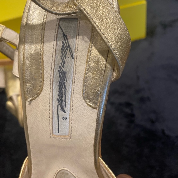 *****SOLD***** Brian Atwood Gaynor Platform Sandal Size 8 - Picture 6 of 6